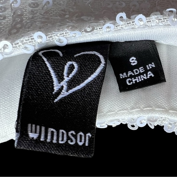 🌻Windsor White Sequins Long Spaghetti Straps Size Small - Picture 9 of 10